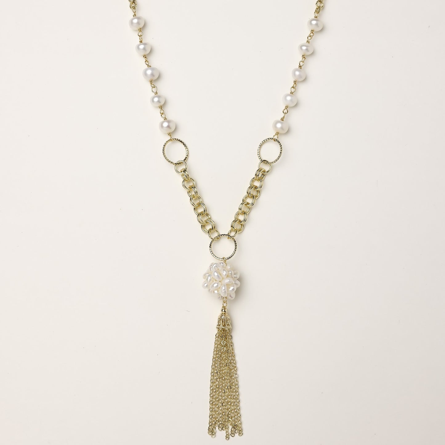 Balance Reminder Pearl Necklace