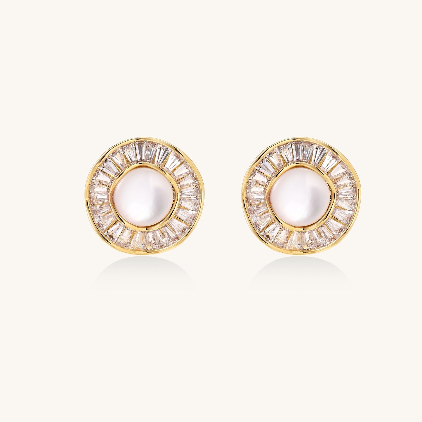 Gentle Confidence Pearl Earrings