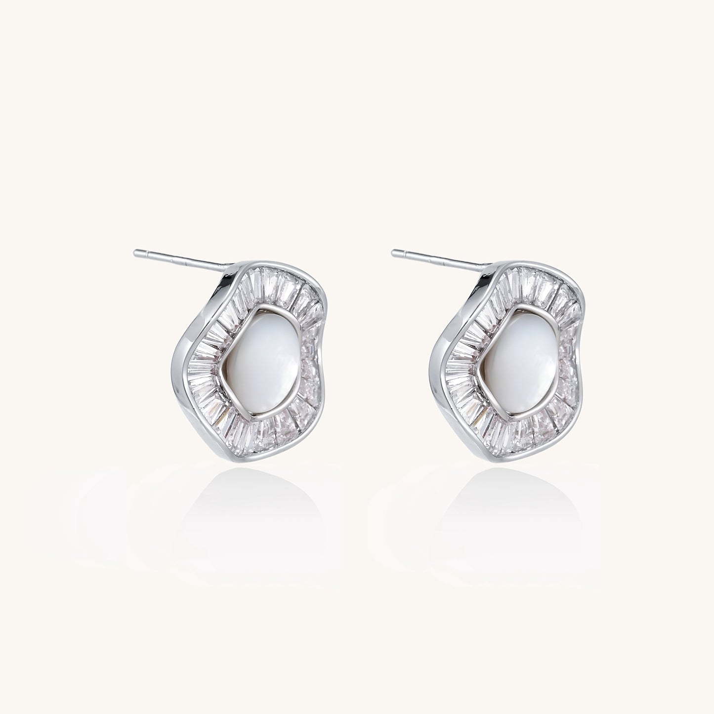 Gentle Confidence Pearl Earrings
