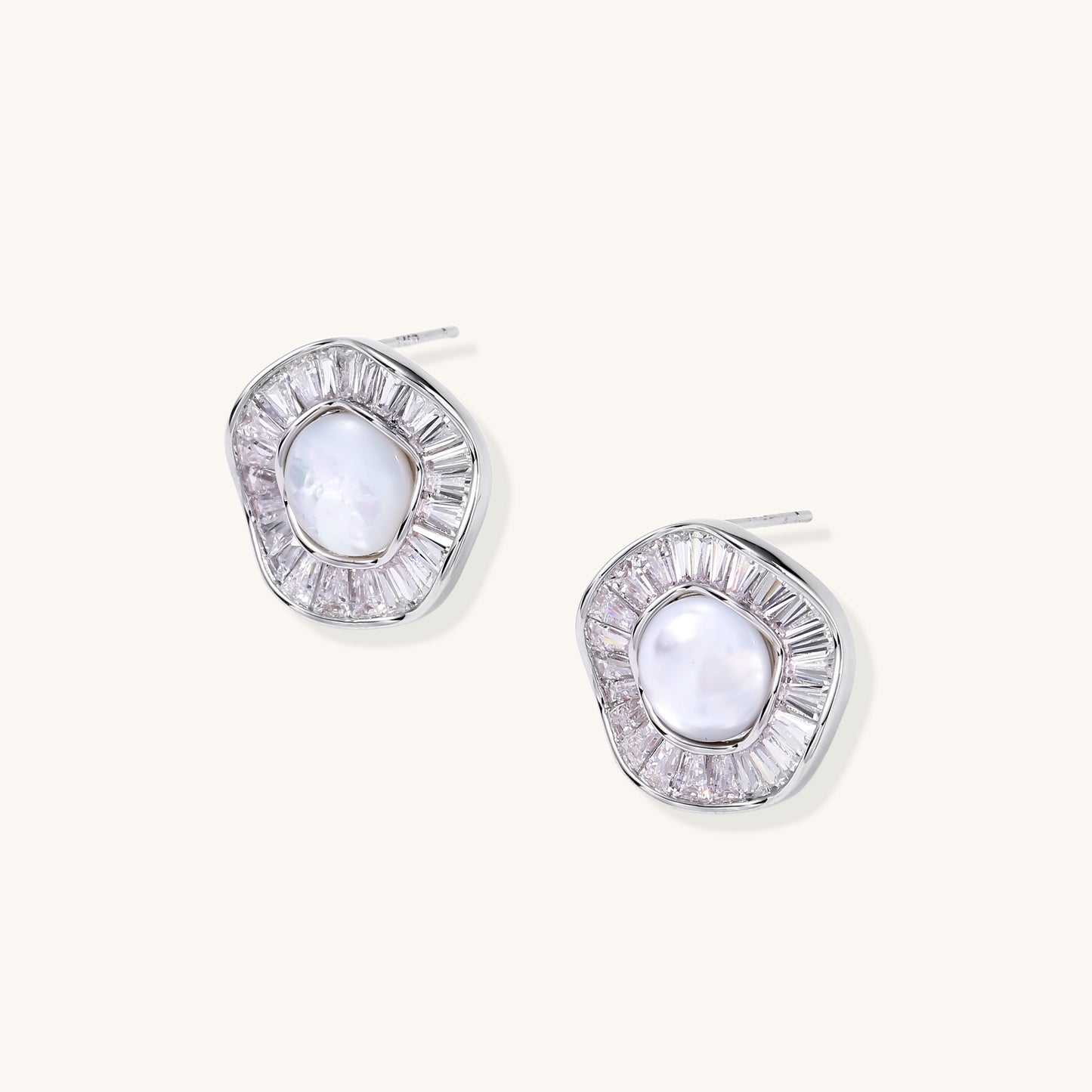 Gentle Confidence Pearl Earrings