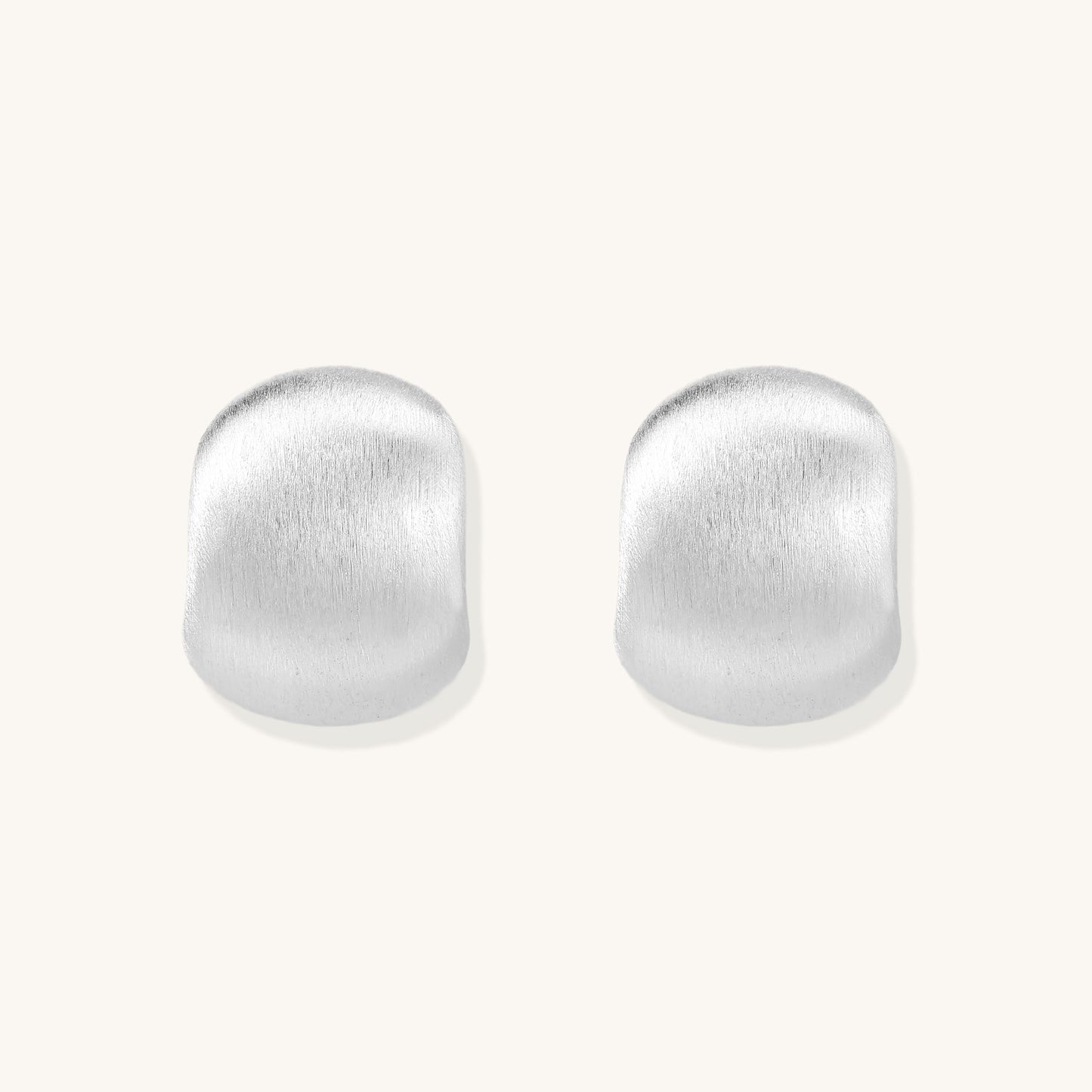 Soft Reflection Hug Earrings