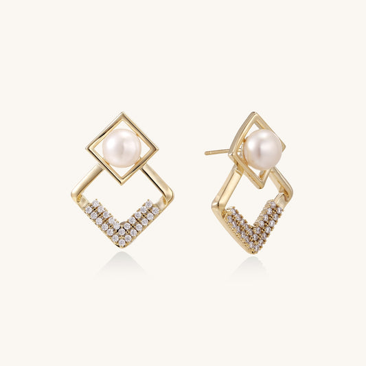 Gentle Confidence Pearl & Gold Earrings