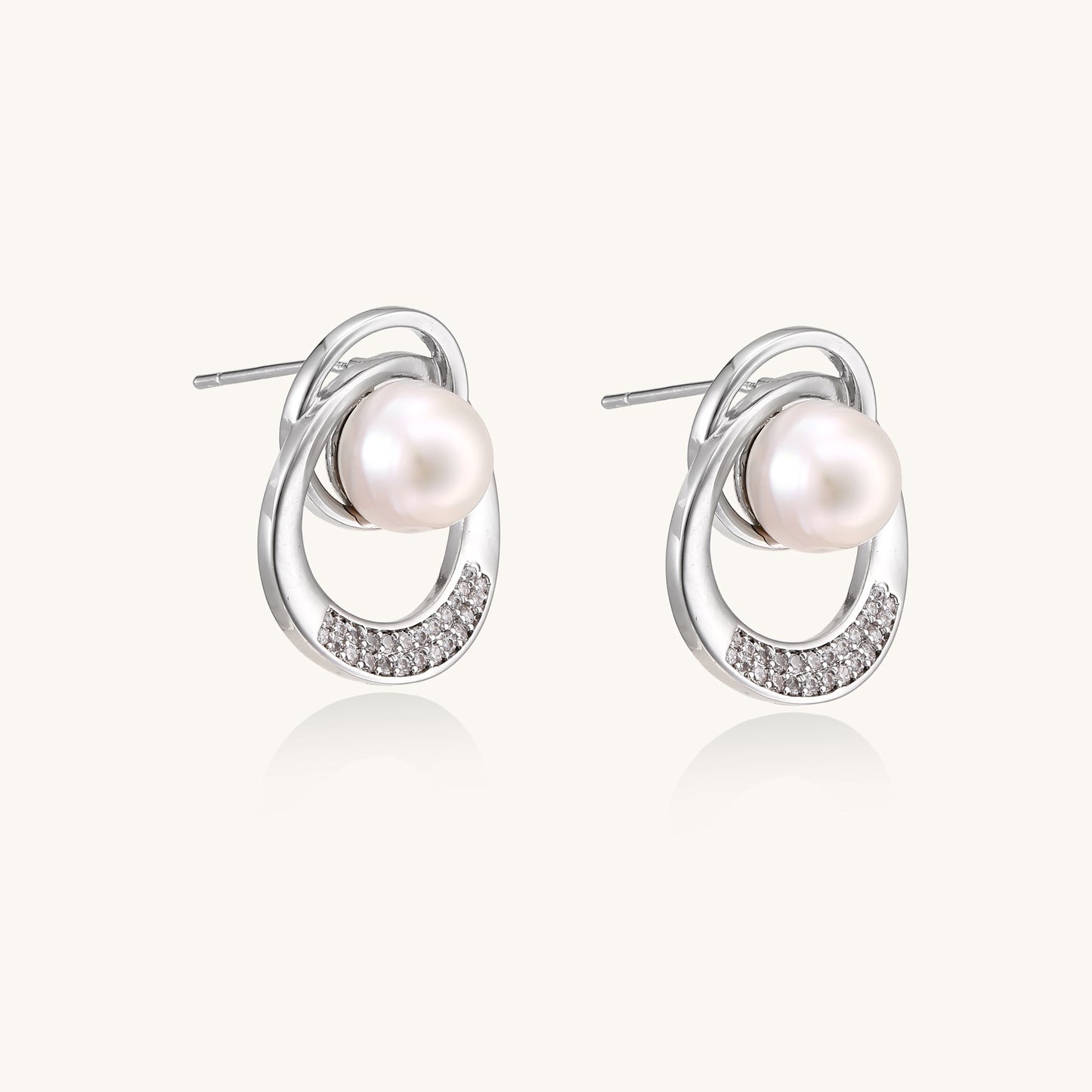 Calm Confidence Pearl Earrings