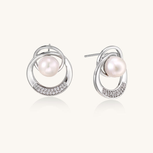 Calm Confidence Pearl Earrings