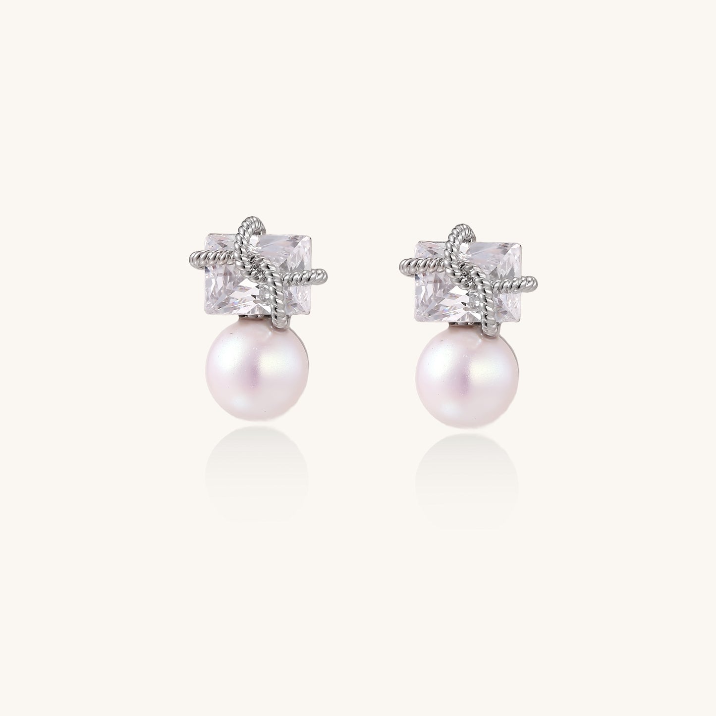 Small Confidence Pearl Earrings