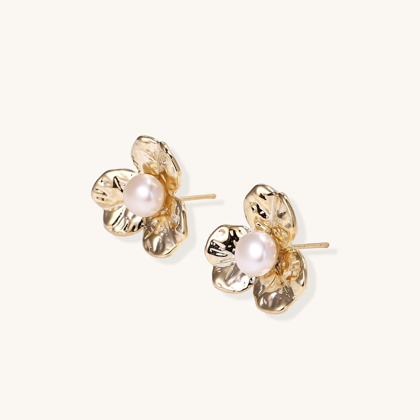 Gentle Comfort Floral Pearl Studs