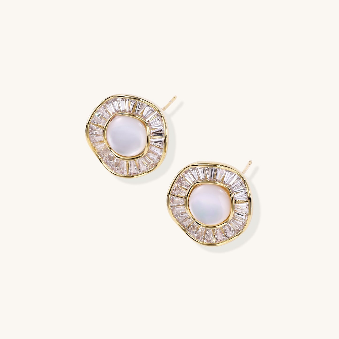 Gentle Confidence Pearl Earrings