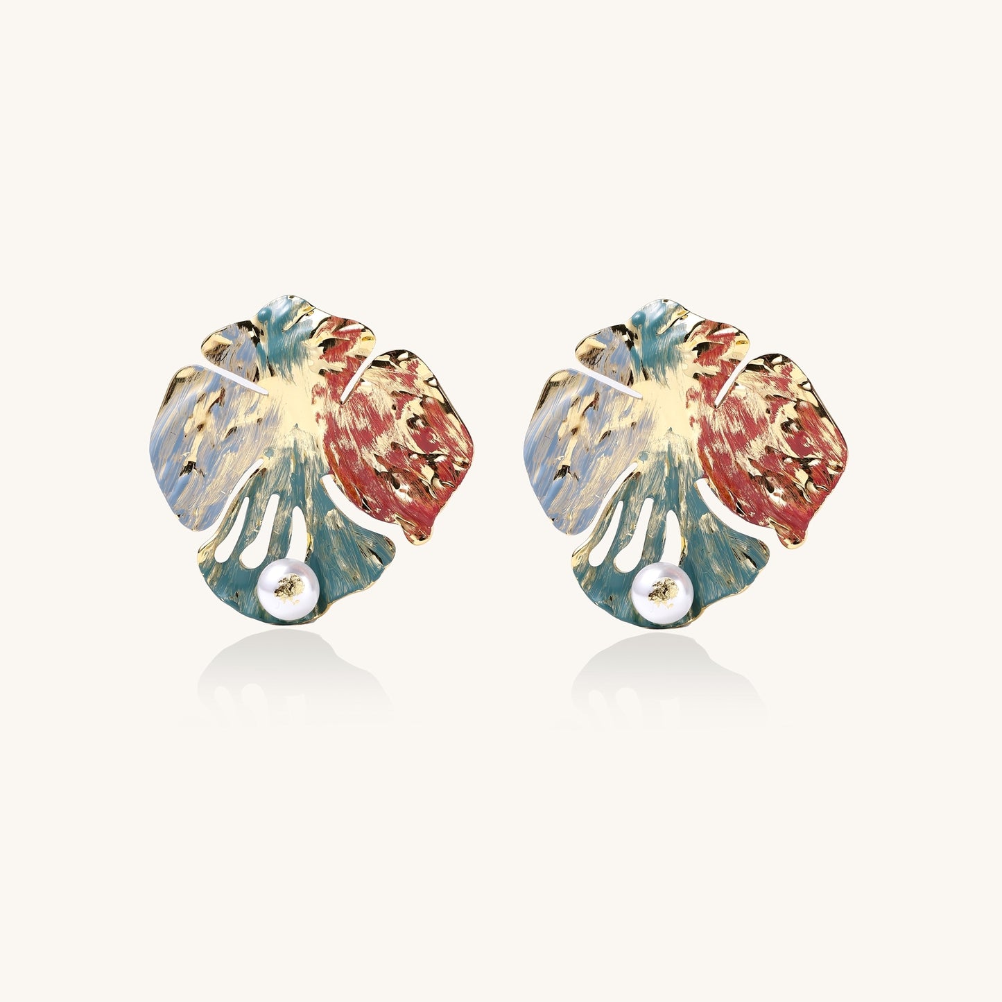 Flow & Balance Pearl Earrings