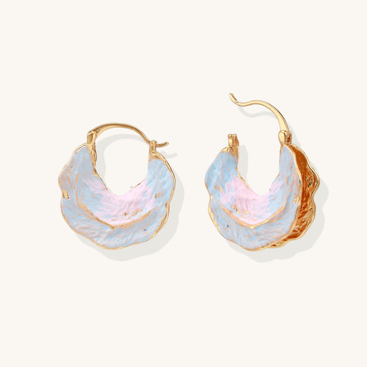 Where Light and Flow Meet Hoops